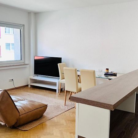New - Cozy Apartment,Kitchen,Netflix And More Essen Esterno foto