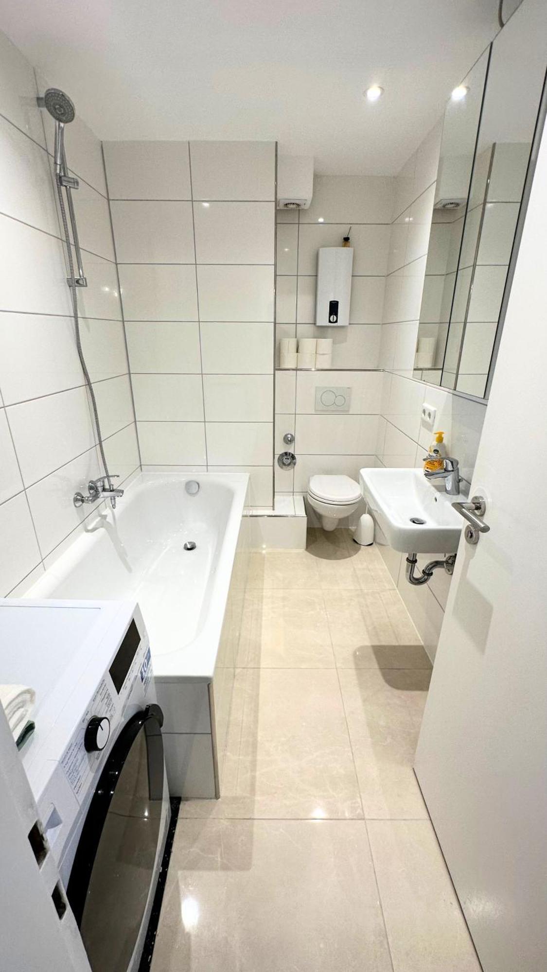 New - Cozy Apartment,Kitchen,Netflix And More Essen Esterno foto